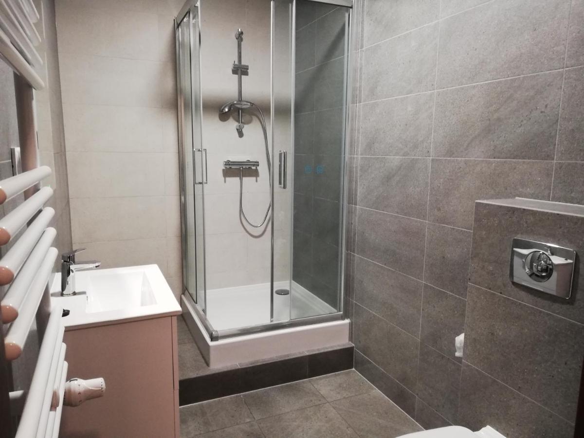Apartament Elegancja Szczecin Luaran gambar